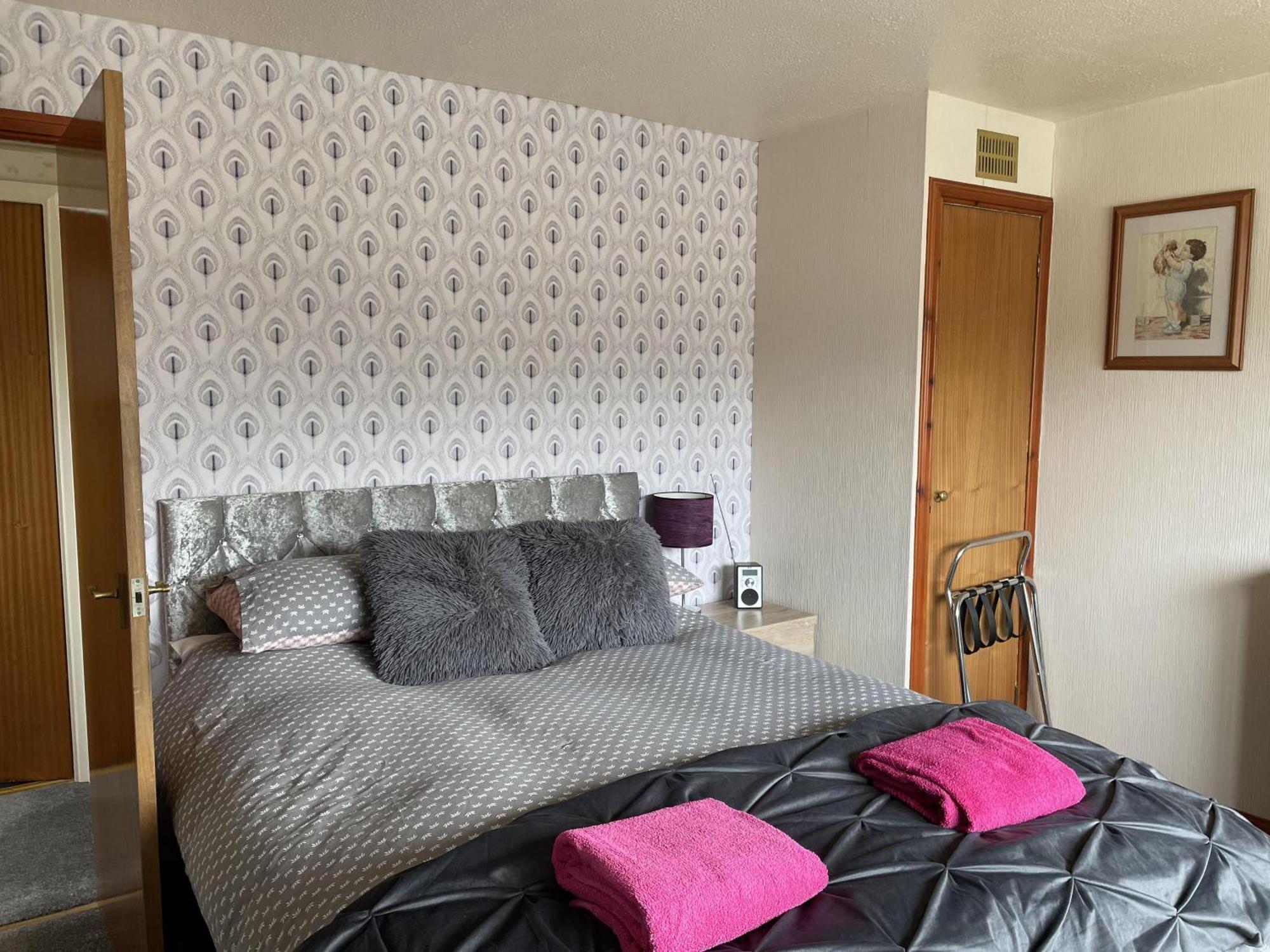 3Bedroom 1Bathroom 1 Shower Room In Quiet Area Inverness Exteriör bild